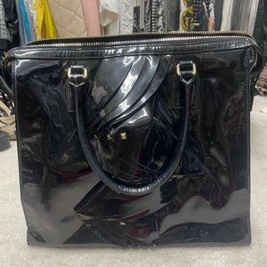 Valentino black Tote. 100% authentic. dust bag included. Used
